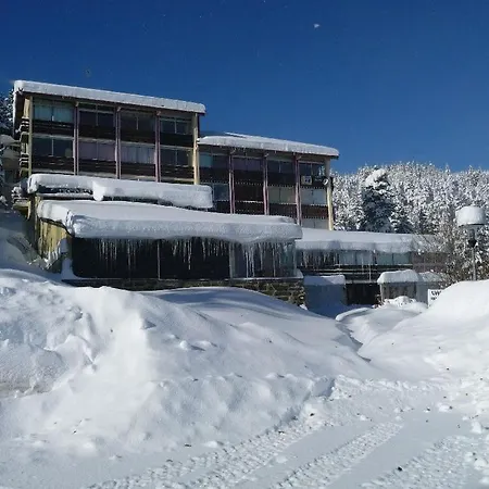 Joli Studio-cabine Avec Acces Sur Les Pistes De Pyrenees 2000 Font-Romeu-Odeillo-Via
